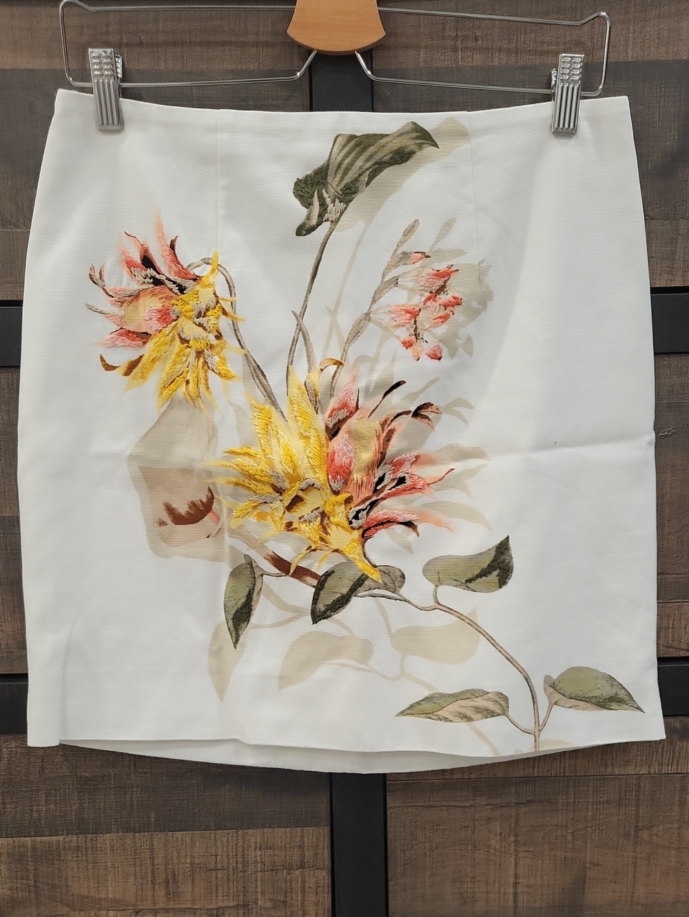 Floral Embroidered White Mini Skirt